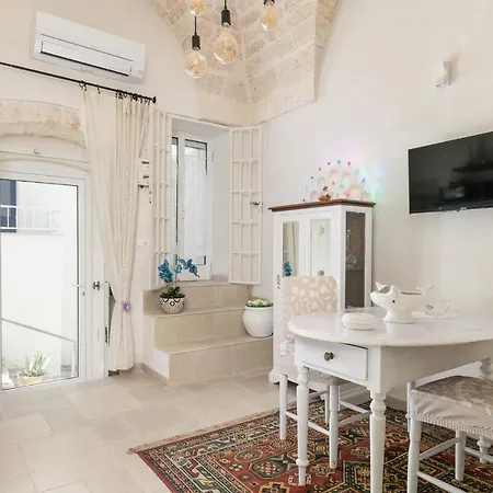 Stairway With Jacuzzi By Wonderful Italy Apartamento Ostuni Exterior foto