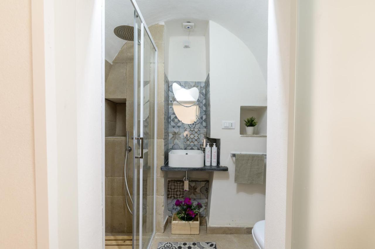 Stairway With Jacuzzi By Wonderful Italy Apartment Ostuni