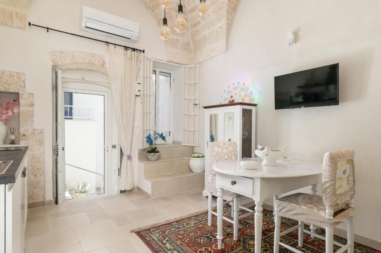 Apartment Stairway With Jacuzzi By Wonderful Italy *