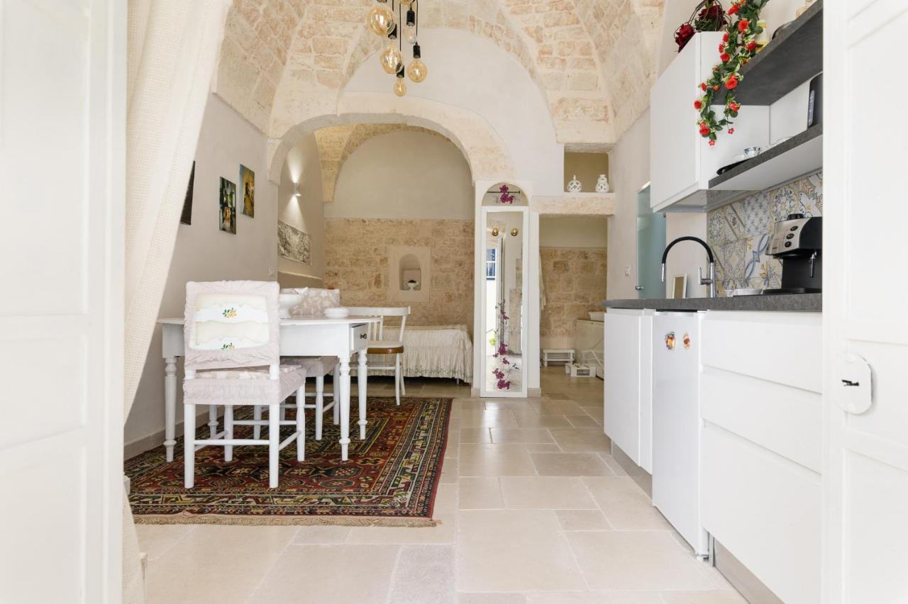 Stairway With Jacuzzi By Wonderful Italy Apartment Ostuni
